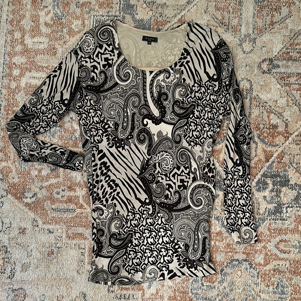 Etro Black and White Fitted Graphic Blouse